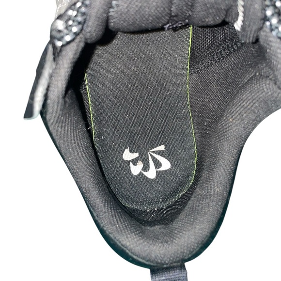 Nike Air Max 2021 - Picture 5 of 6